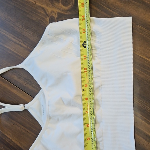 Pro Fit Sports Bra - Picture 4 of 6